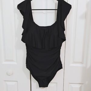 Women's Meet Curve Ruffled 1 Piece Bathing Suit Sz L